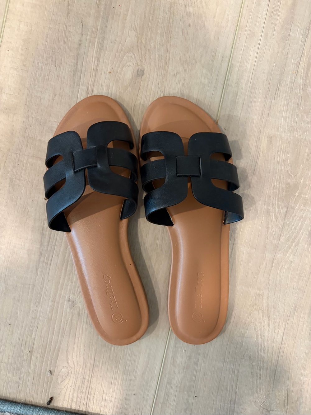 Black Strappy Slide Sandals with Tan Footbed - Women's Casual Slides